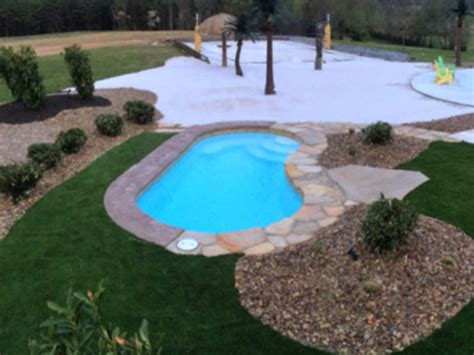 Jamaica - Small Latham Kidney Shaped Swimming Pool | Fiberglass Pool Shells - DC, Maryland, Virginia