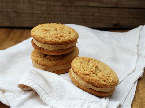 The Cutting Edge of Ordinary: Peanut Butter Filled Sandwich Cookies