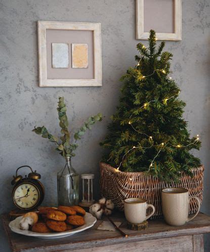 Why does my Christmas tree smell bad? | Homes & Gardens