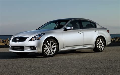 2012 Infiniti G37 Sedan Sport 6MT - Editors' Notebook - Automobile Magazine