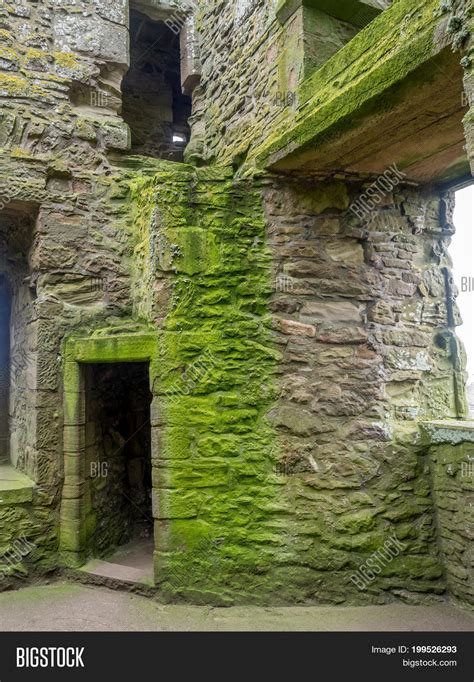 Ruins Dunnottar Castle Image & Photo (Free Trial) | Bigstock