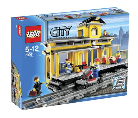 onetwobrick4: LEGO set database: set database: LEGO 7997 train station