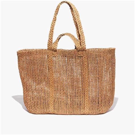 The Best Beach Bags for the Hamptons