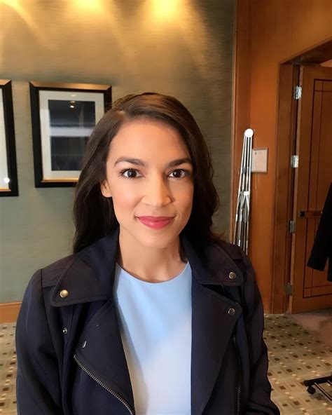 Alexandria Ocasio-Cortez : r/AOCisMommy