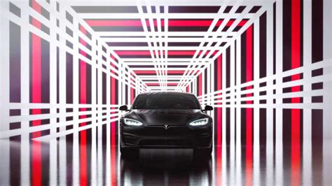 Tesla Model S Plaid With 21" Wheels Gets 348 Miles Of EPA Range