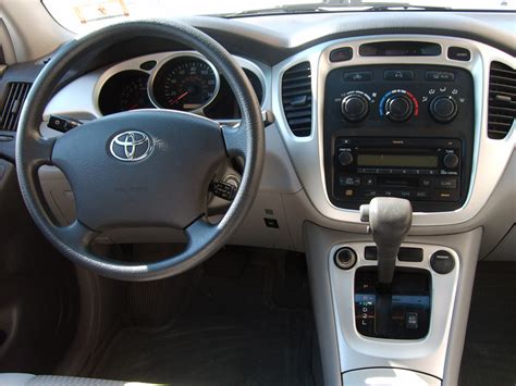 2004 Toyota Highlander - Interior Pictures - CarGurus