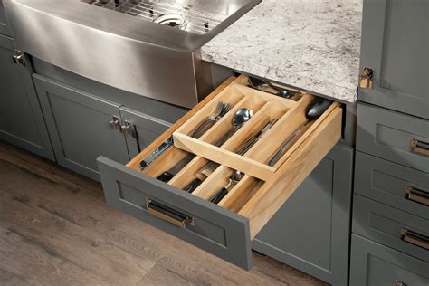 Popular 22+ Kitchen Design Drawers Vs. Cabinets