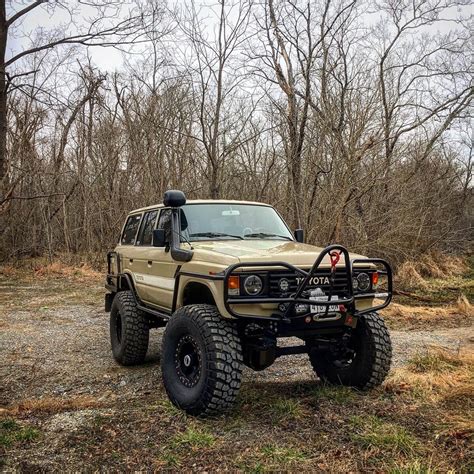 1985 Toyota Land Cruiser FJ60 on 40s – The Perfect Off-road Build