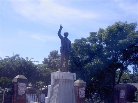 Norman Manley statue... | ...or Bustamante?? Help!! | Flickr