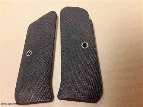 COLT WOODSMAN ORIGINAL GRIPS 1ST SERIES