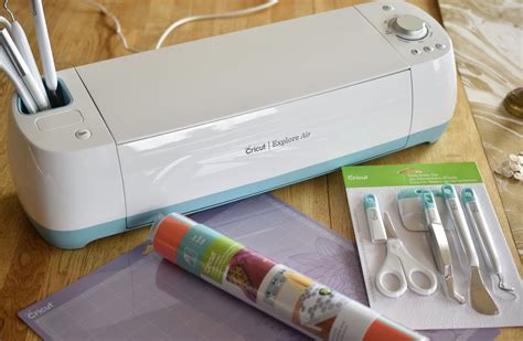 Woman in Real Life:The Art of the Everyday: What is a Cricut machine? What can I do with it ...
