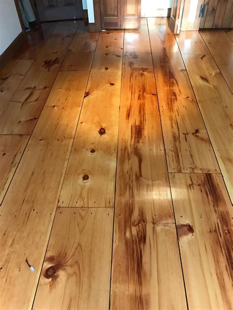 How to choose pine hardwood flooring? - yonohomedesign.com | Pine wood flooring, Wood floors ...