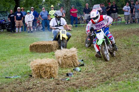 AMA Vintage Motorcycle Days: Pit Bike Racing And More Happening At 2018 Event - Roadracing World ...