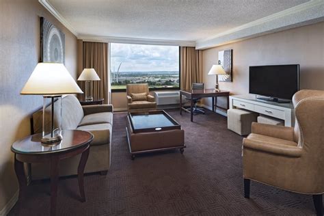 Sheraton Pentagon City Hotel (Arlington, VA): What to Know BEFORE You ...