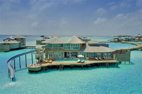 Jaw-Dropping Villas in the Maldives | Ministry of Villas