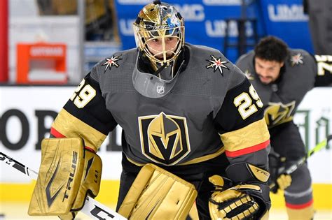 Marc-Andre Fleury plans on playing for Blackhawks post-trade