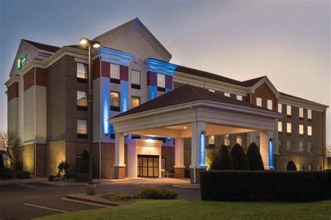 Holiday Inn Express Hotel & Suites Lawton-Fort Sill in Lawton (OK ...