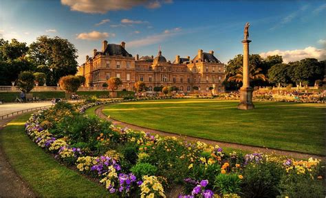 Luxembourg Garden: The Largest Park In Paris