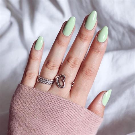 Nails Oooo la la | Mint nails, Mint green nails, Gel nails