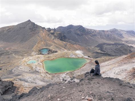 A Solo Guide to the Tongariro Northern Circuit - Lost With Jess