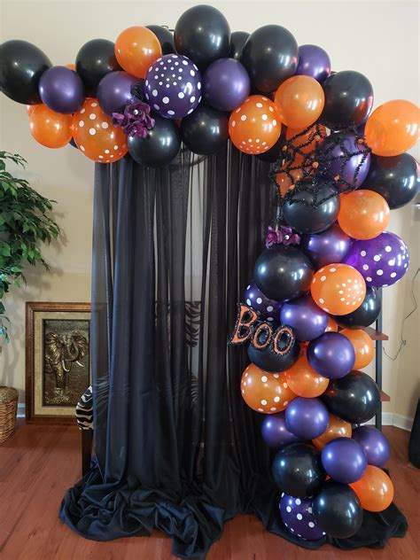 30+ Awesome Halloween Decor Ideas With Balloons To Try Right Now #halloweendecorat… | Birthday ...