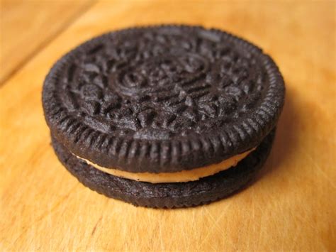 Review: Nabisco - Peanut Butter Creme Oreos | Brand Eating