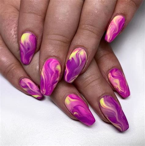 20+ Beautiful Acrylic Nail Designs - The Glossychic