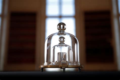 Historic vote to redefine the kilogram changes forever the way we measure mass