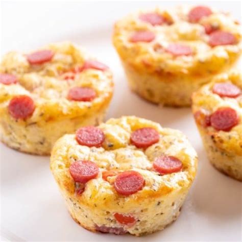 Super Easy Keto Pizza Muffins Recipe