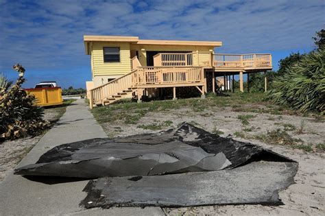 The Astronaut Beach House | Amusing Planet