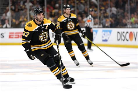 Boston Bruins captain Patrice Bergeron announces retirement