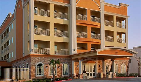 GALVESTON.COM: Holiday Inn Express & Suites - Galveston, TX