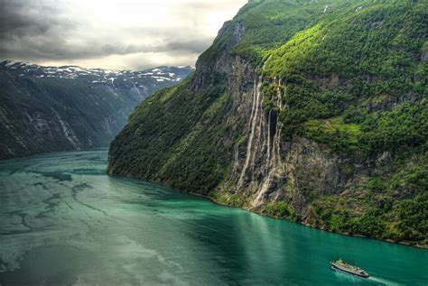 Let's enjoy the beauty: Geiranger Fjord, Norway