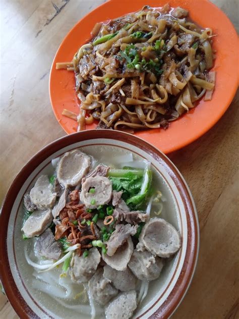 Lima Tempat Makan Mie Tiaw Pontianak: Dari Mie Tiaw Apollo hingga Mie Tiaw Melayu – Inside Pontianak