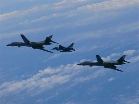HD wallpaper: black airplane, Lancer, bomber, B-1B, air Vehicle, military, flying | Wallpaper Flare