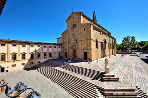 Tour of Arezzo Cathedral complex with audio-guide | musement