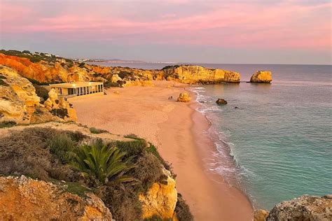 9 BEST Beaches in Albufeira (+Map, Photos & Insider Tips)