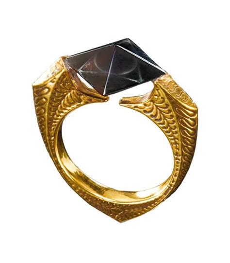 Harry Potter Prop Replica Marvolo Gaunt Ring Horcrux By Noble Collection | ubicaciondepersonas ...