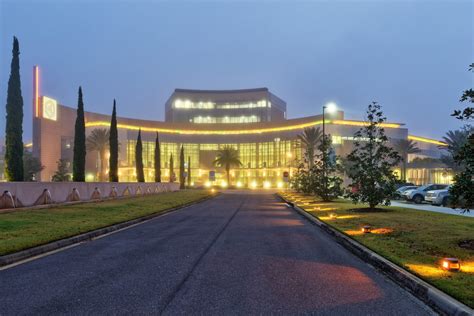 Advent Health Wesley Chapel – Envision Lighting Systems