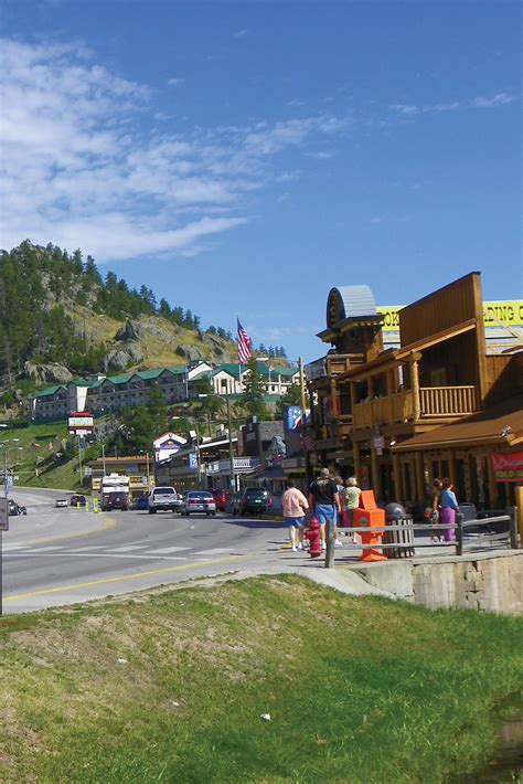 Travel | South Dakota | USA | Keystone | Beautiful | Scenic | Attractions | Towns Keystone South ...