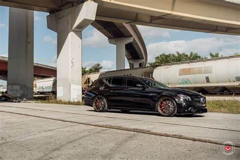 Mercedes-AMG E63S Estate Goes For All-Black Look With Satin Bronze ...