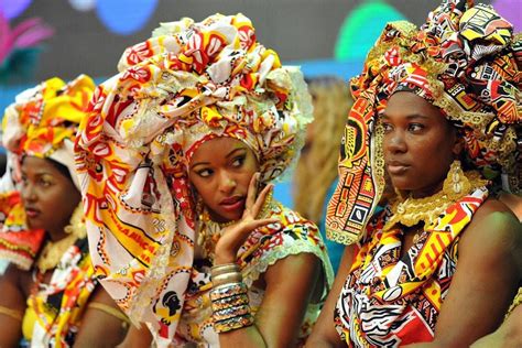 Afro-Brazilian Ebony Queens of Ile Aye celebrating their African ...