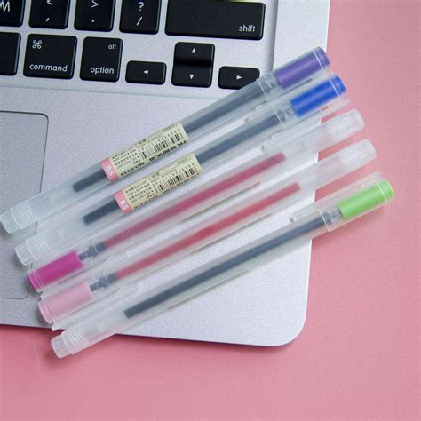 MUJI Gel Pens - Set of 12 - NotebookTherapy