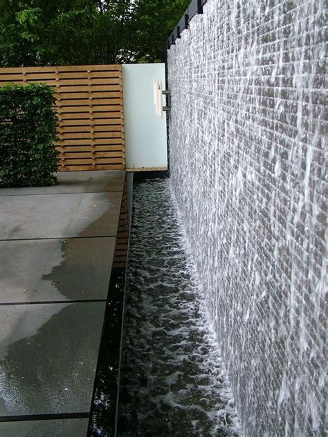 DIY Water Wall Feature | Backyard Design Ideas | Water wall fountain, Water feature wall ...