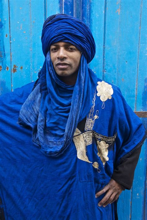 Berber Man in Blue, Essaouira | Morocco fashion, African people, Tuareg people