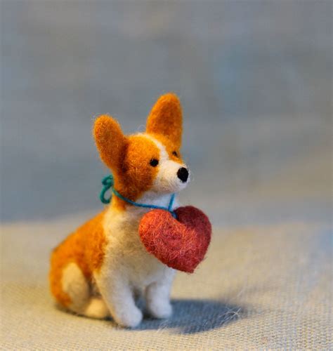 Corgi Love Valentine's Day Felt Corgi with Plush Heart | Etsy | Felt animals, Needle felted ...