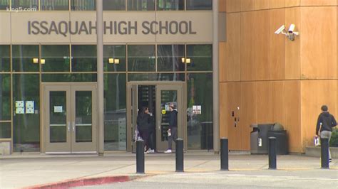 Issaquah High School reopens after measles closure | king5.com