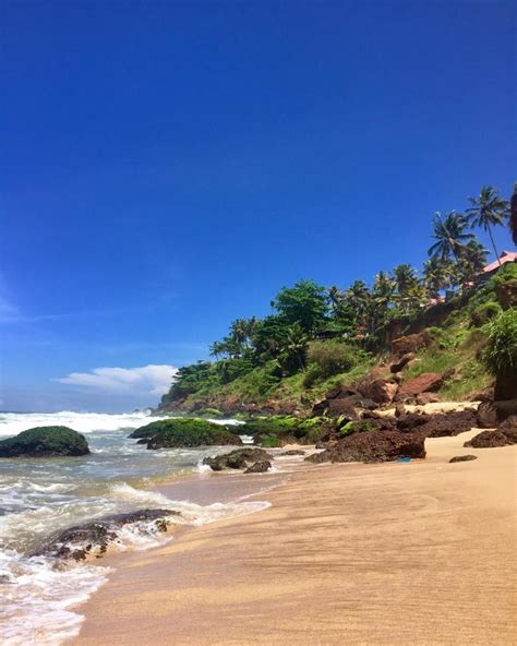 Beaches of Kerala: All you need to know about Varkala Cliff beach