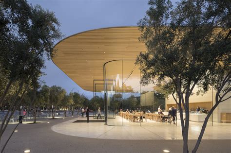 Apple Park Visitor Center / Foster + Partners | ArchDaily