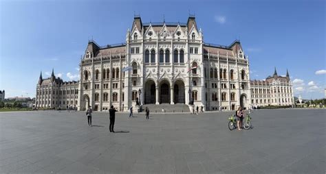 Premium Photo | The parliament of hungary